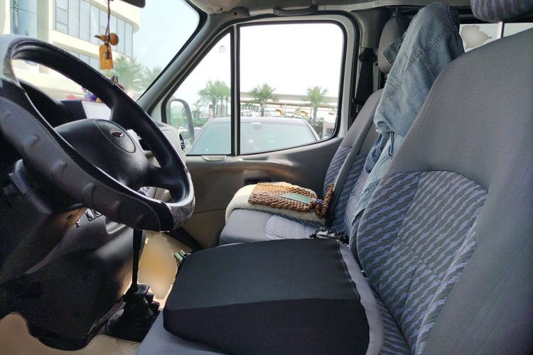 Used Ford Classic Transit 2013 2.8T Diesel Logistics Model with Short Wheelbase and Mid-Roof JX493ZLQ4 Left Front Seat
