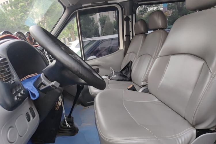 Used Ford Classic Transit 2013 2.8T Diesel Van Short Wheelbase Mid-Roof Model JX493ZLQ3A Left Front Seat