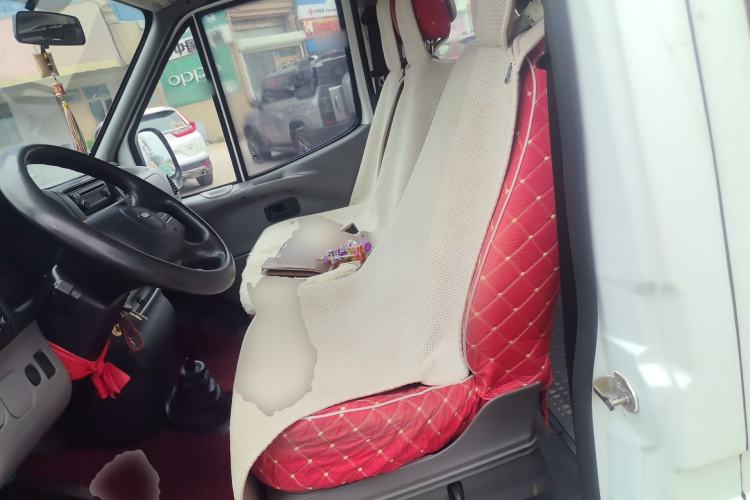 Used Ford Classic Transit 2013 2.8T Diesel Logistics Model with Short Wheelbase and Mid-Roof JX493ZLQ4 Left Front Seat