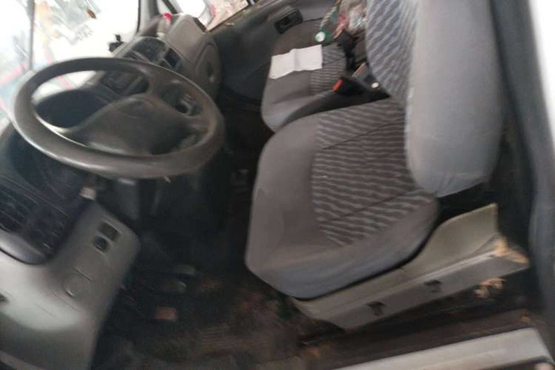 Used Ford Classic Transit 2013 2.8T Diesel Logistics Model with Short Wheelbase and Mid-Roof JX493ZLQ4 Left Front Seat