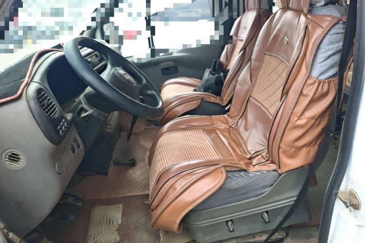 Used Ford Classic Transit 2013 2.8T Diesel Logistics Model with Short Wheelbase and Mid-Roof JX493ZLQ4 Left Front Seat
