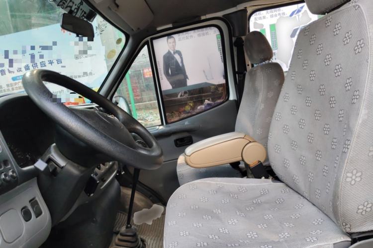 Used Ford Classic Transit 2013 2.8T Diesel Van Short Wheelbase Mid-Roof Model JX493ZLQ3A Left Front Seat