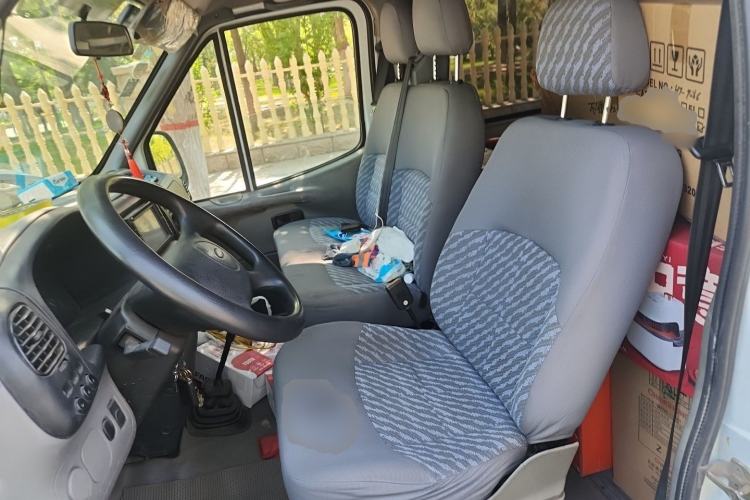 Used Ford Classic Transit 2013 2.8T Diesel Standard Version Short Wheelbase Mid-Roof JX493ZLQ4 Left Front Seat