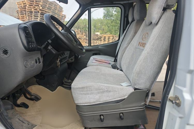 Used Ford Classic Transit 2013 2.8T Diesel Standard Version Short Wheelbase Mid-Roof JX493ZLQ4 Left Front Seat