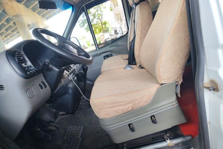 Used Ford Classic Transit 2013 2.8T Facelifted Diesel Van - Short Wheelbase Mid-Roof Model JX493ZLQ4 Left Front Seat