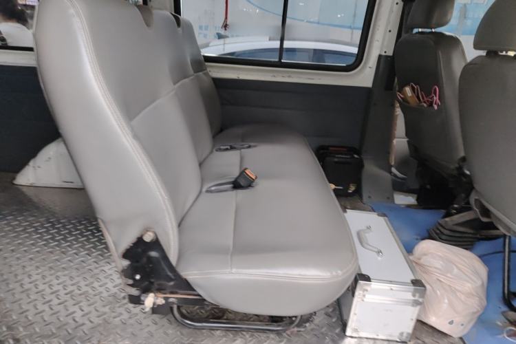 Used Ford Classic Transit 2013 2.8T Diesel Van Short Wheelbase Mid-Roof Model JX493ZLQ3A Left Rear Seat