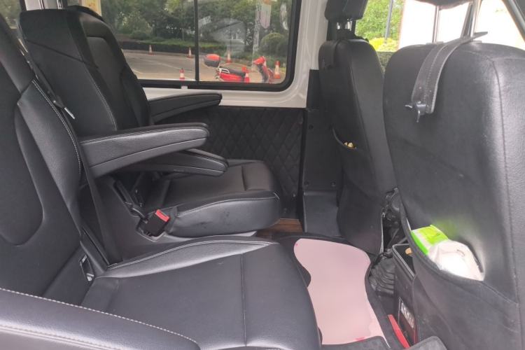 Used Ford Classic Transit 2013 2.8T Diesel Van Short Wheelbase Mid-Roof JX493ZLQ4 Left Rear Seat