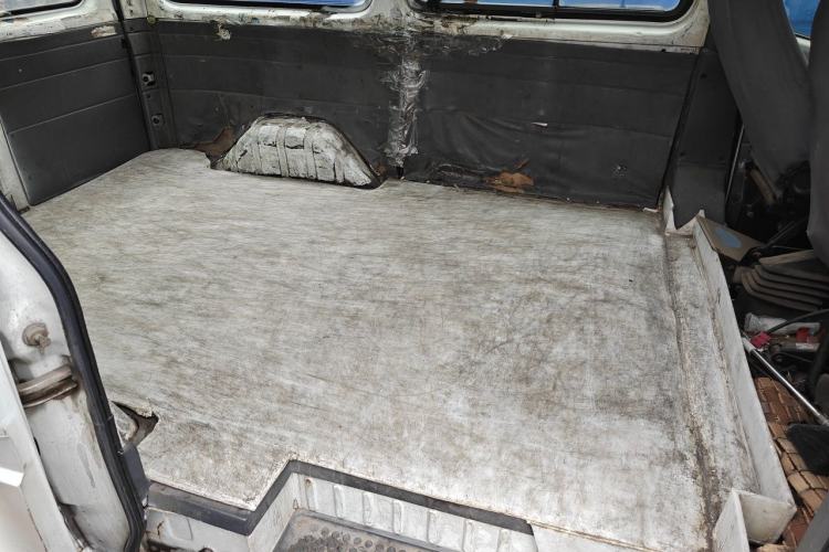 Used Ford Classic Transit 2013 2.8T Diesel Van Short Wheelbase Mid-Roof Model JX493ZLQ3A Left Rear Seat