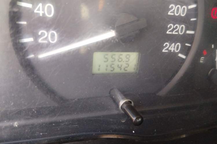 Used Ford Classic Transit 2013 2.8T Diesel Logistics Model with Short Wheelbase and Mid-Roof JX493ZLQ4 Odometer Close Up