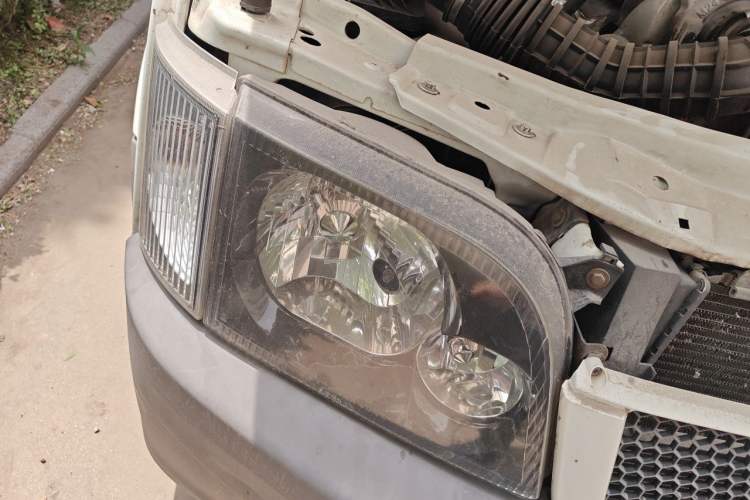Used Ford Classic Transit 2013 2.8T Diesel Standard Short-Wheelbase Mid-Roof JX493ZLQ3A Right Front Headlight