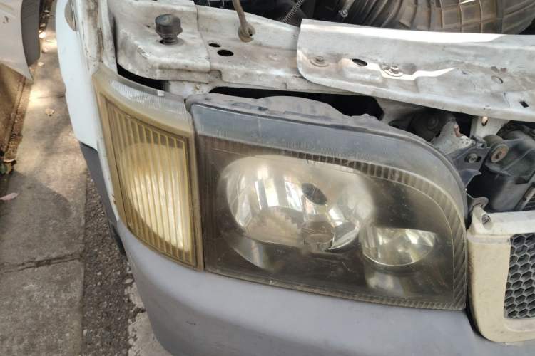 Used Ford Classic Transit 2013 2.8T Diesel Van Short Wheelbase Mid-Roof JX493ZLQ4 Right Front Headlight