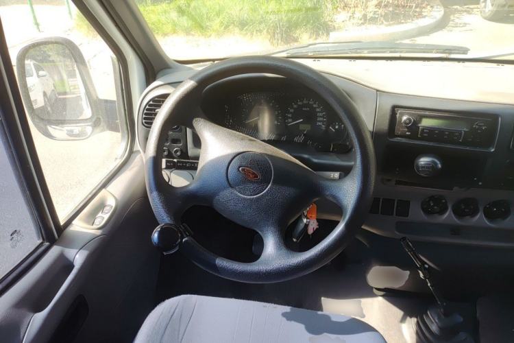 Used Ford Classic Transit 2013 2.8T Diesel Logistics Model with Short Wheelbase and Mid-Roof JX493ZLQ4 Steering Wheel