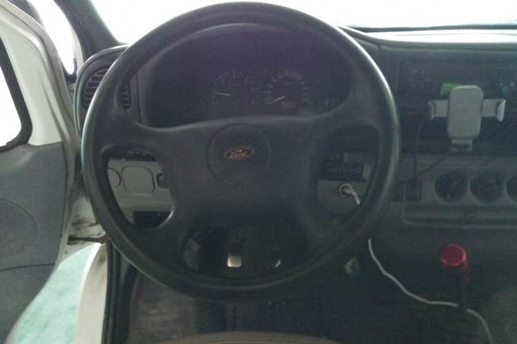 Used Ford Classic Transit 2013 2.8T Facelifted Diesel Van - Short Wheelbase Mid-Roof Model JX493ZLQ4 Steering Wheel