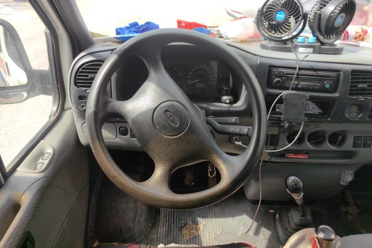 Used Ford Classic Transit 2013 2.8T Diesel Standard Version Short Wheelbase Mid-Roof JX493ZLQ4 Steering Wheel