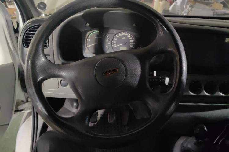 Used Ford Classic Transit 2013 2.8T Diesel Standard Version Long Wheelbase Mid-Roof JX493ZLQ4 Steering Wheel