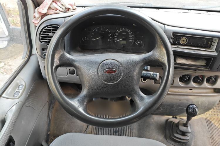 Used Ford Classic Transit 2013 2.8T Diesel Logistics Model with Short Wheelbase and Mid-Roof JX493ZLQ4 Steering Wheel