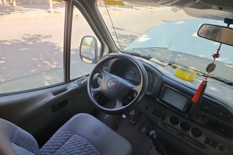 Used Ford Classic Transit 2013 2.8T Diesel Standard Version Short Wheelbase Mid-Roof JX493ZLQ4 Steering Wheel