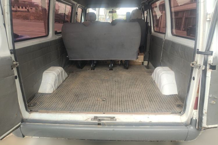 Used Ford Classic Transit 2013 2.8T Diesel Standard Short-Wheelbase Mid-Roof JX493ZLQ3A Trunk