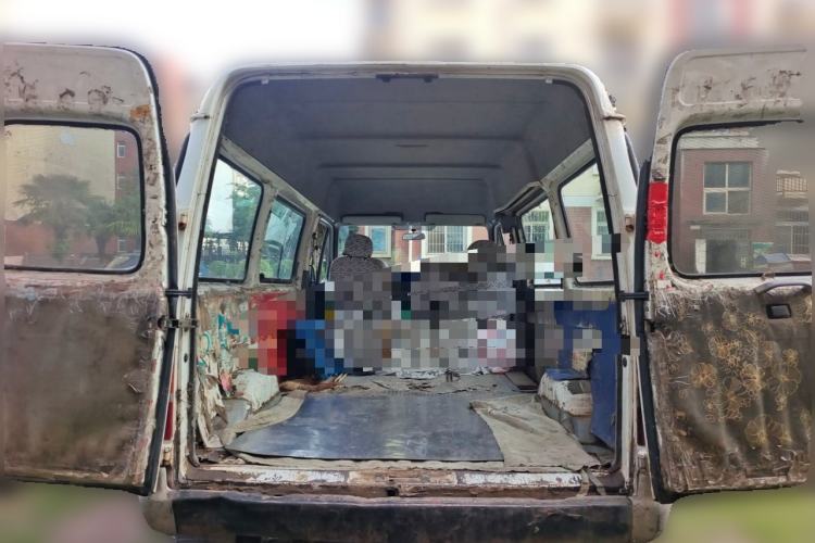 Used Ford Classic Transit 2013 2.8T Diesel Standard Short-Wheelbase Mid-Roof JX493ZLQ3A Trunk