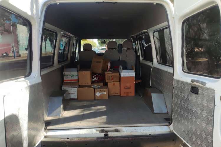 Used Ford Classic Transit 2013 2.8T Diesel Logistics Model with Short Wheelbase and Mid-Roof JX493ZLQ4 Trunk