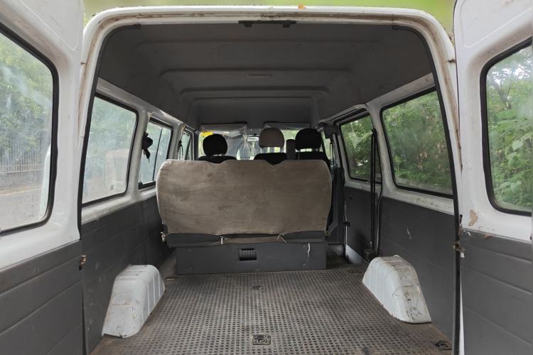 Used Ford Classic Transit 2013 2.8T Diesel Standard Version Short Wheelbase Mid-Roof JX493ZLQ4 Trunk
