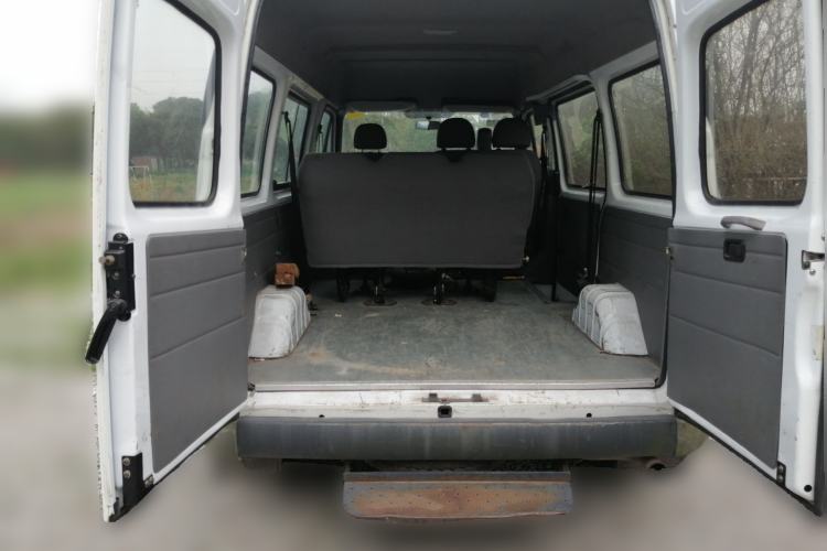 Used Ford Classic Transit 2013 2.8T Diesel Standard Version Short Wheelbase Mid-Roof JX493ZLQ4 Trunk