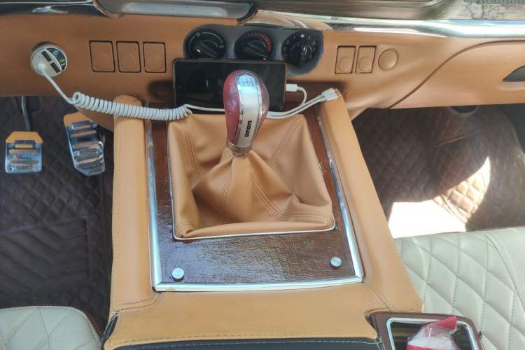Used Ford Classic Transit  Gear Lever
