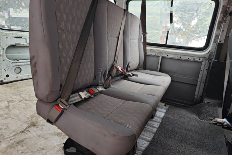 Used Ford Classic Transit 2015 2.8T Diesel Multi-Function Vehicle Short Wheelbase 6-Seater Mid-Roof Edition JX493ZLQ4 Left Rear Seat