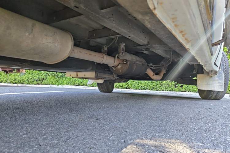 Used Ford Classic Transit 2015 2.8T Diesel Multi-Function Long-Wheelbase 6-Seater Mid-Roof JX493ZLQ4 Chassis Rear Right
