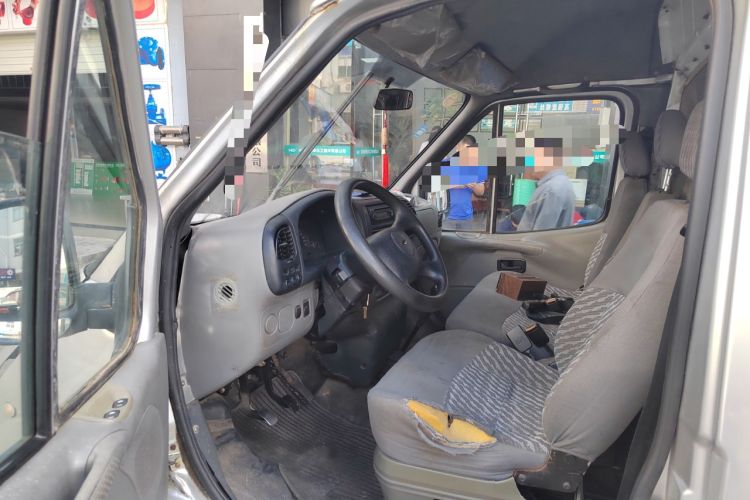 Used Ford Classic Transit 2015 2.8T Diesel Van Short Wheelbase 3-Seater Mid-Roof Short Body – JX493ZLQ4 Driver Seat