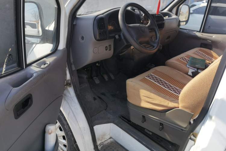 Used Ford Classic Transit 2015 2.8T Diesel Van Short Wheelbase 3-Seater Mid-Roof Short Body – JX493ZLQ4 Driver Seat