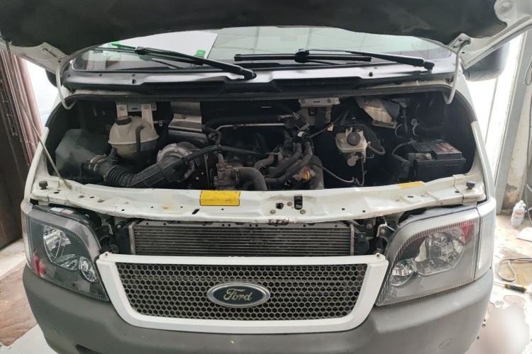 Used Ford Classic Transit  Engine Bay