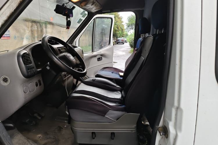 Used Ford Classic Transit 2015 2.8T Diesel Multi-Function Long-Wheelbase 6-Seater Mid-Roof JX493ZLQ4 Left Front Seat