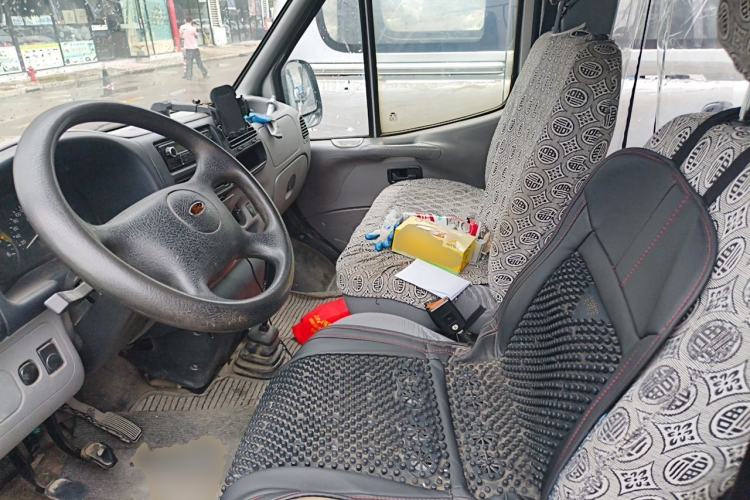 Used Ford Classic Transit 2015 2.8T Diesel Multi-Function Vehicle Short Wheelbase 6-Seater Mid-Roof Edition JX493ZLQ4 Left Front Seat
