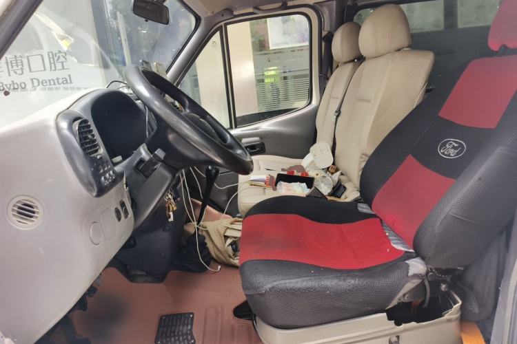 Used Ford Classic Transit 2015 2.8T Diesel Multi-Function Long-Wheelbase 6-Seater Mid-Roof JX493ZLQ4 Left Front Seat