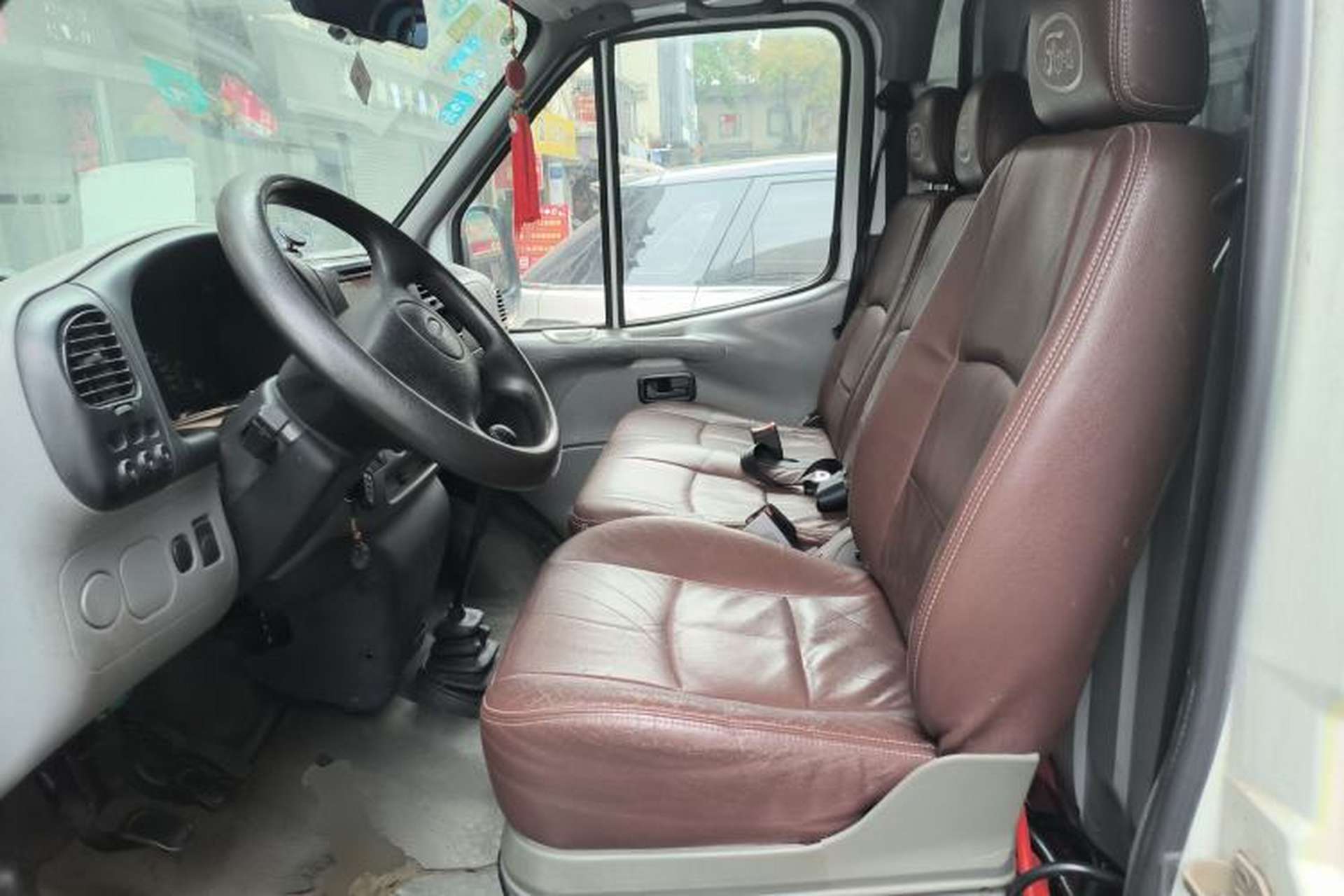 Used Ford Classic Transit 2015 2.8T Diesel Van Extended Wheelbase 3-Seater High-Roof Model JX493ZLQ4 Left Front Seat