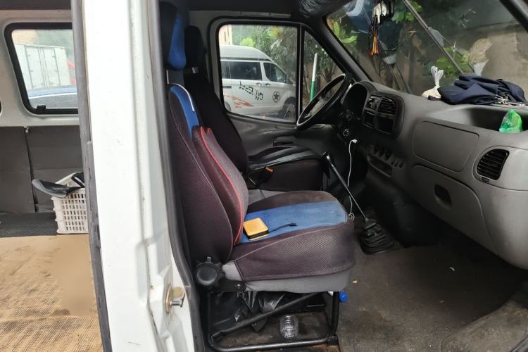 Used Ford Classic Transit 2015 2.8T Diesel Multi-Function Long-Wheelbase 6-Seater Mid-Roof JX493ZLQ4 Left Rear Seat