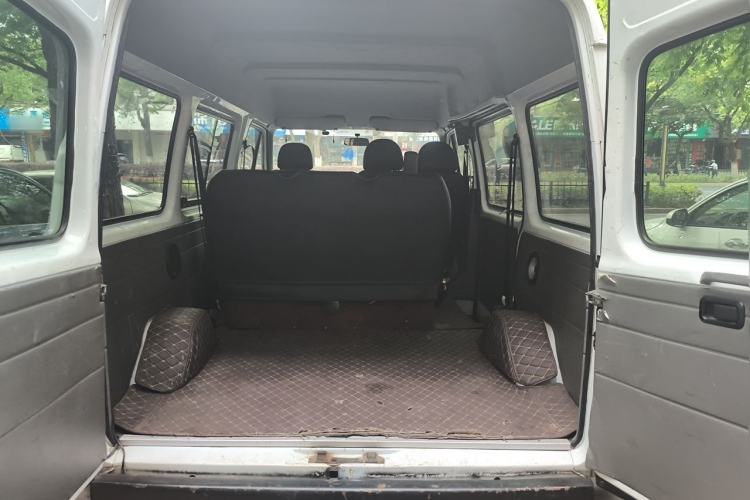 Used Ford Classic Transit 2015 2.8T Diesel Multi-Function Vehicle Short Wheelbase 6-Seater Mid-Roof Edition JX493ZLQ4 Trunk