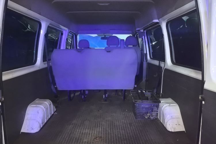 Used Ford Classic Transit 2015 2.4L Gasoline Multi-Function Vehicle Short Wheelbase 6-Seater Mid-Roof Model 4G64S4N Trunk