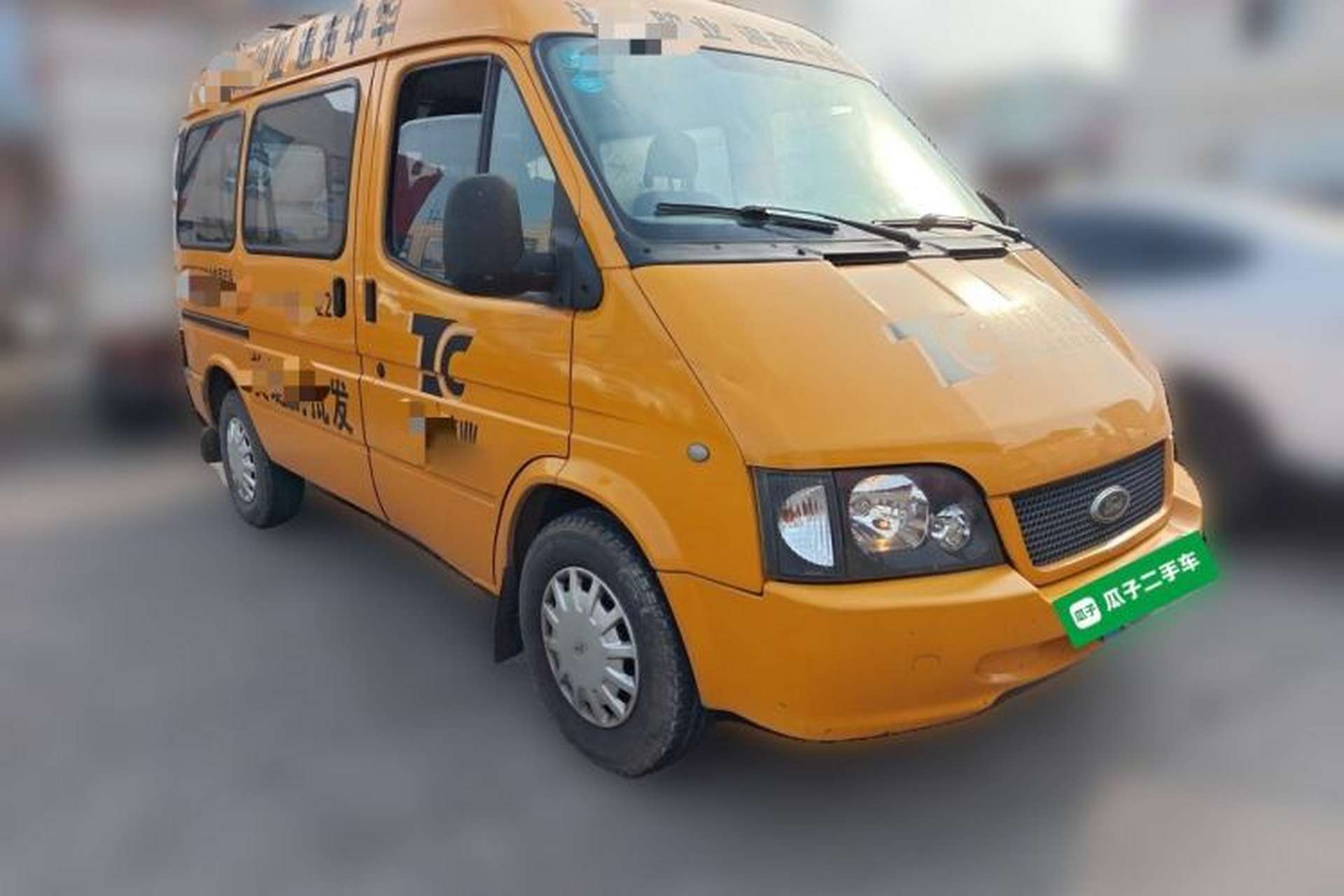 Used Ford Classic Transit 2015 2.8T Diesel Multi-Function Vehicle Short Wheelbase 6-Seater Mid-Roof Edition JX493ZLQ4 Front Right 45 Deg