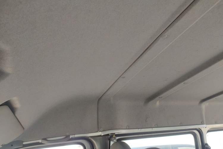 Used Ford Classic Transit 2016 2.8T Diesel Short-Wheelbase 6-Seater Mid-Roof Multifunction Vehicle JX493ZLQ4 Headliner
