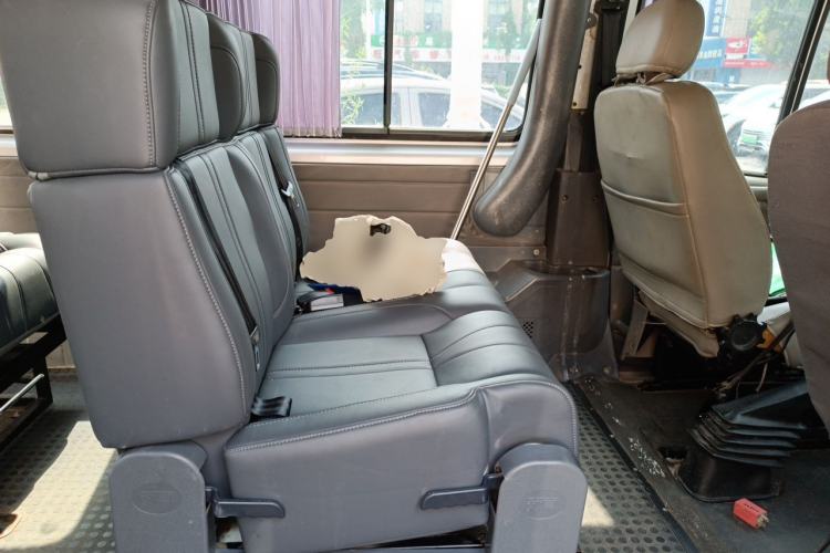 Used Ford Classic Transit 2016 2.8T Diesel Short Wheelbase 7-Seater Mid-Height JX493ZLQ4 Left Rear Seat