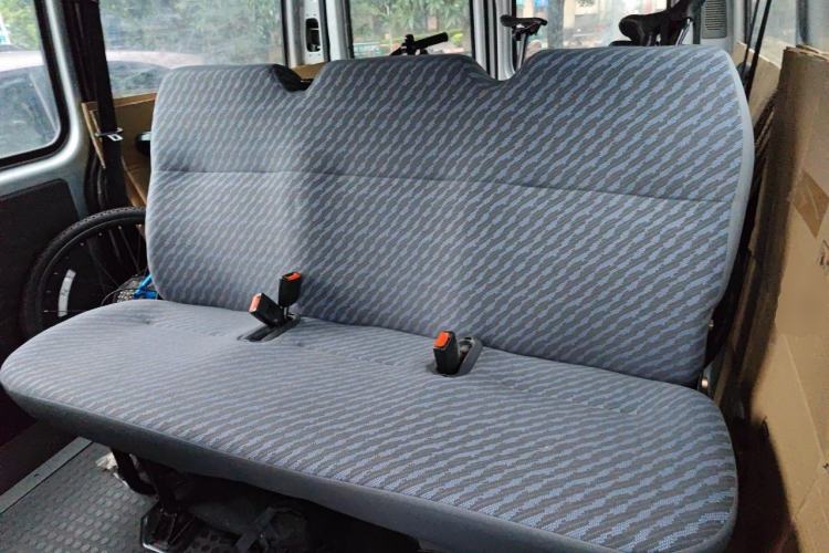 Used Ford Classic Transit 2016 2.8T Diesel Short-Wheelbase 6-Seater Mid-Roof Multifunction Vehicle JX493ZLQ4 Left Rear Seat