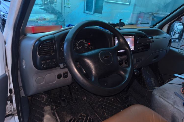 Used Ford Classic Transit 2016 2.8T Diesel Short-Wheelbase 6-Seater Mid-Roof Multifunction Vehicle JX493ZLQ4 Center Console