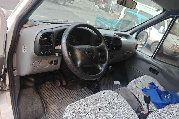 Used Ford Classic Transit  Center Console