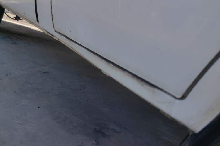Used Ford Classic Transit 2016 2.8T Diesel Short-Wheelbase 6-Seater Mid-Roof Multifunction Vehicle JX493ZLQ4 Chassis Front Right