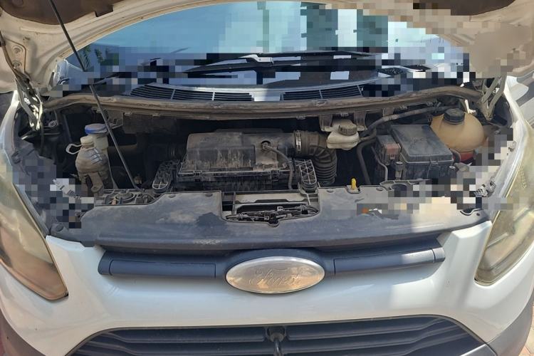 Used Ford Classic Transit  Engine Bay