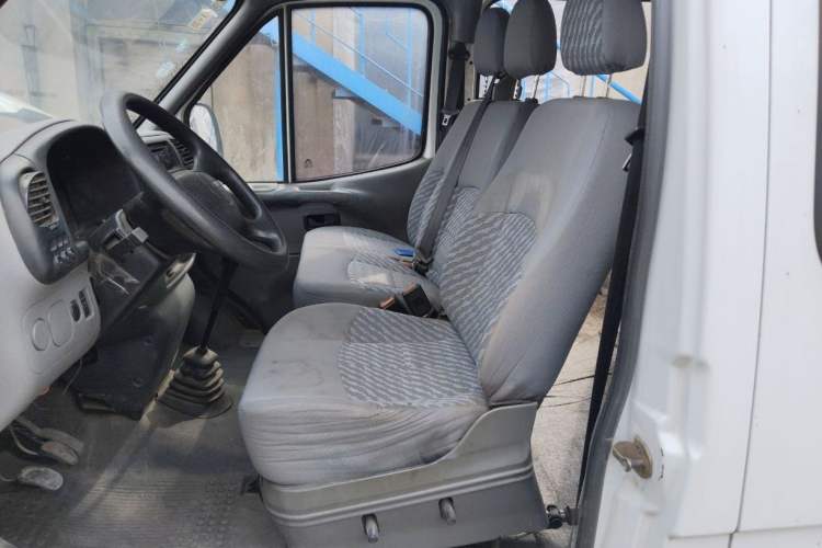 Used Ford Classic Transit 2016 2.8T Diesel Long-Wheelbase 6-Seater Mid-Roof Multifunction Vehicle JX493ZLQ4 Interior 2