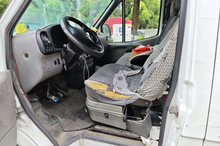Used Ford Classic Transit 2016 2.8T Diesel Short-Wheelbase 6-Seater Mid-Roof Multifunction Vehicle JX493ZLQ4 Left Front Seat