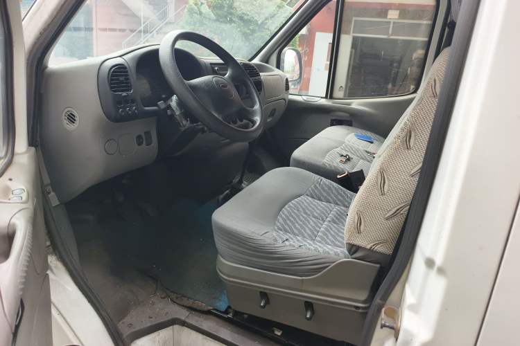 Used Ford Classic Transit 2016 2.8T Diesel Short-Wheelbase 6-Seater Mid-Roof Multifunction Vehicle JX493ZLQ4 Left Front Seat